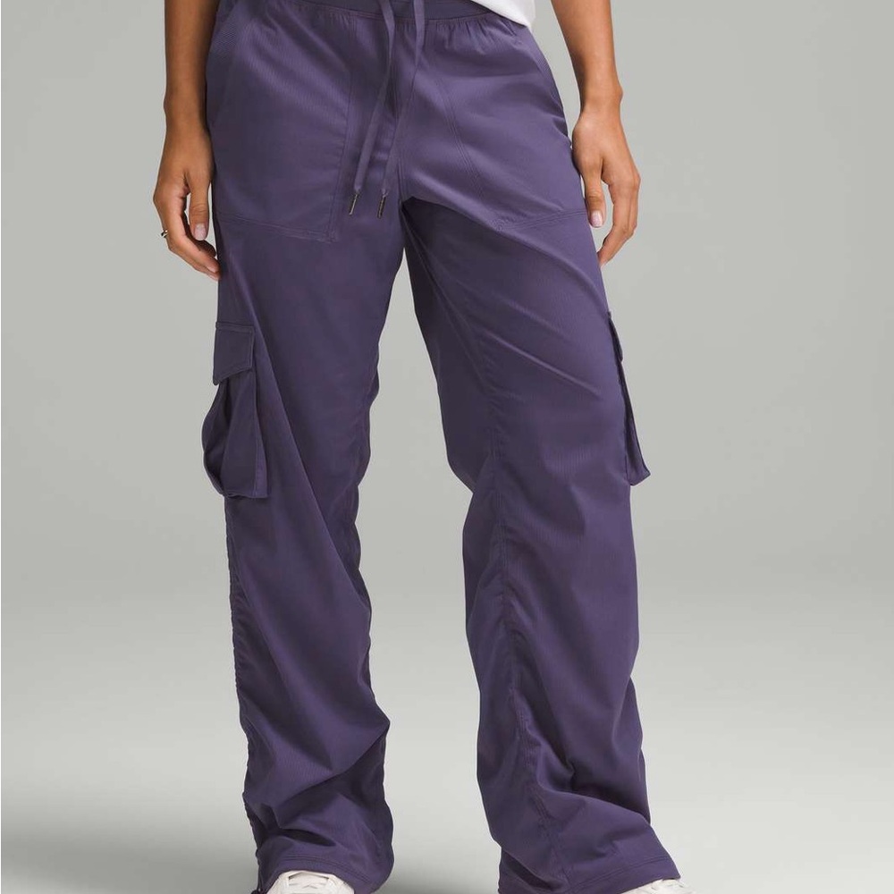 Lululemon Dance Studio Relaxed Fit Mid Rise Cargo Pants Purple Medium